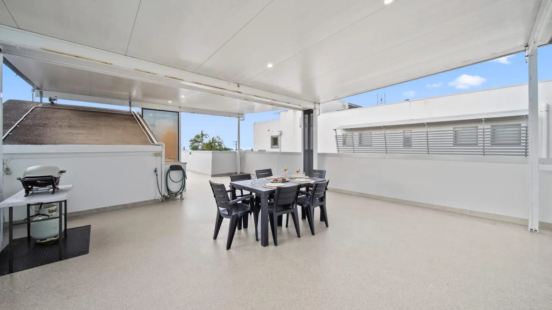 Apartment Headland Horizons Rooftop Retreat In Alex Alexandra Headland
